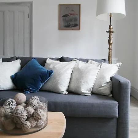 Apartment Oswald House Deluxe 2 Bedroom *